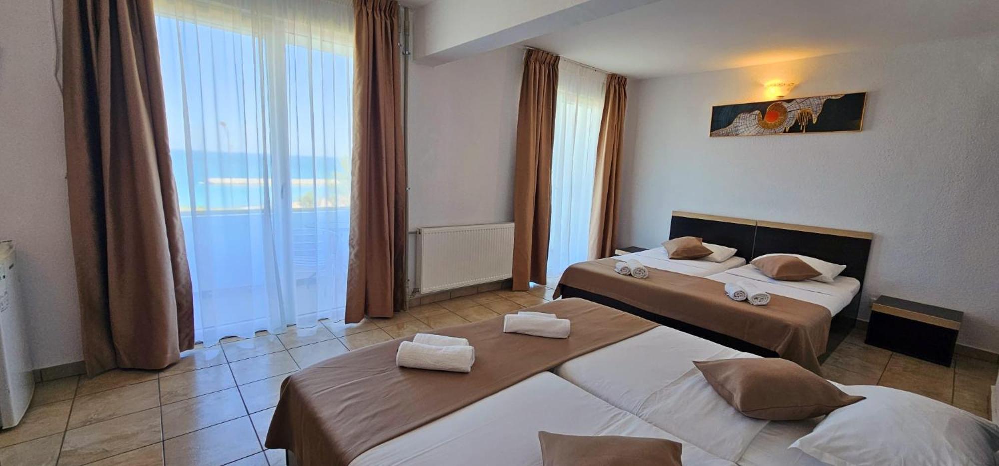 Hotel Cosmos Eforie Sud  Exterior photo